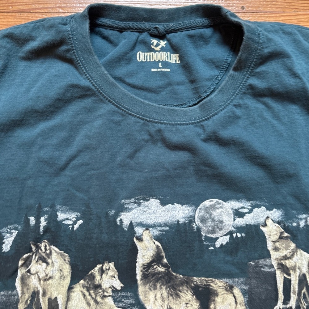 Outdoor Life Wolf‎ Graphic Tee Mens Teal Blue Excellent Howling Moon SIZE L - Picture 5 of 6